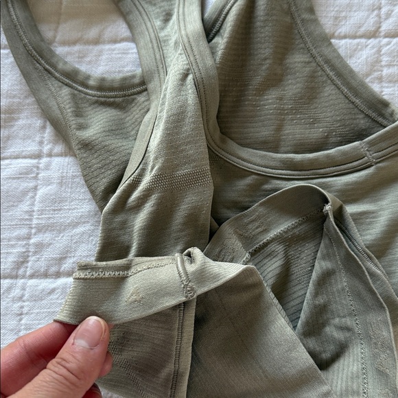 Lululemon Swiftly Tech Racerback Crop - Picture 3 of 3
